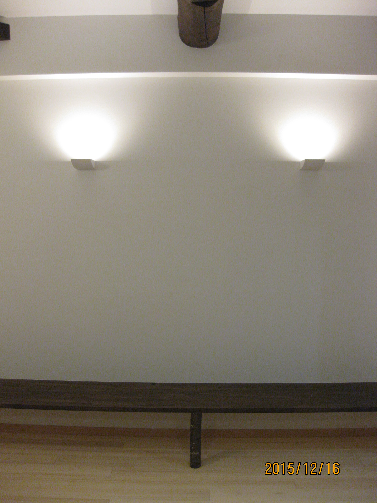 間接照明その２ 自然素材の新築 リフォーム フォレスト ハウス 大阪市