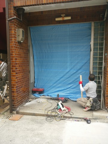 玄関戸入替,大阪の家,築１００年の家